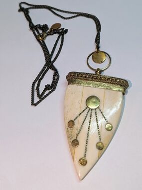 Larissa Loden Bone Starburst Necklace